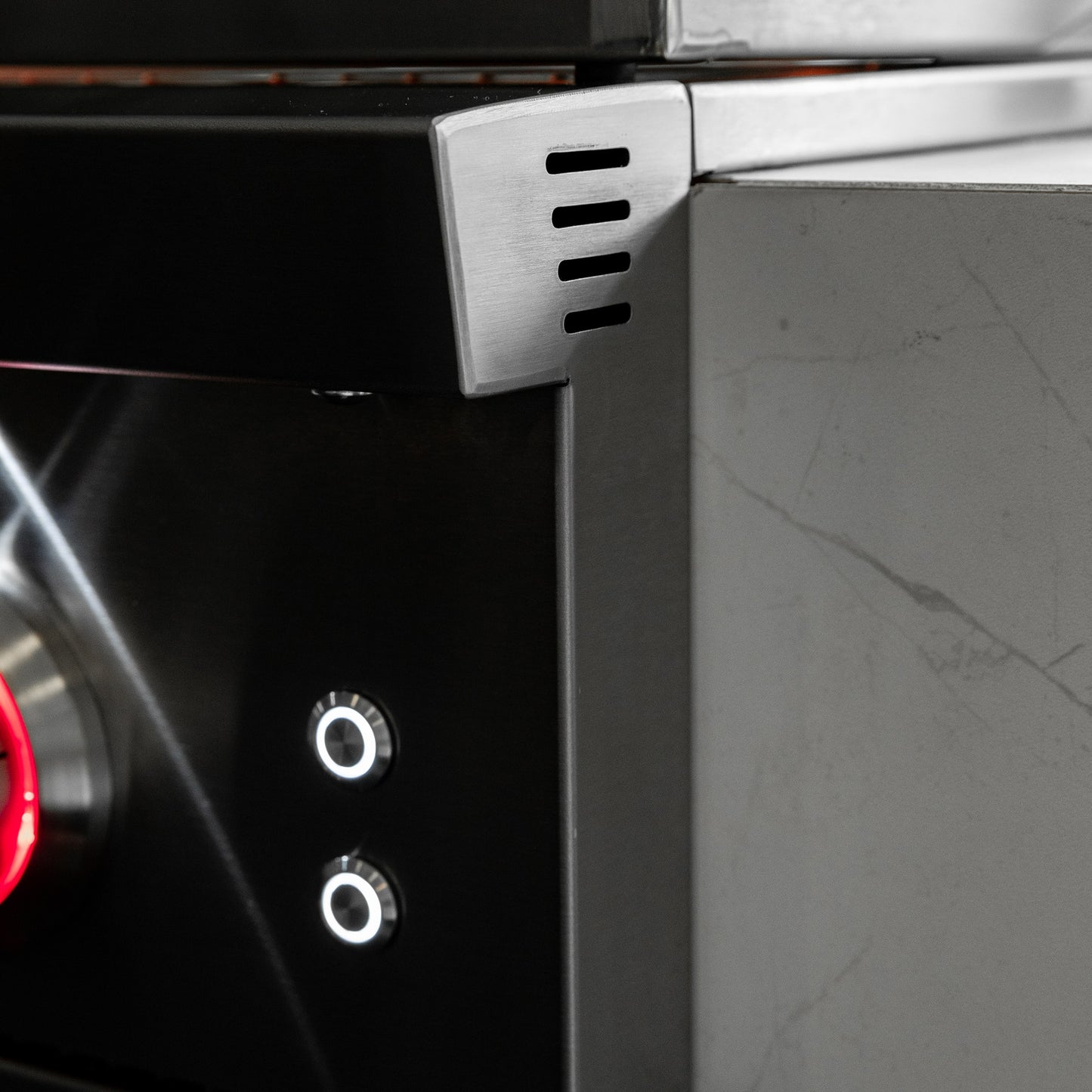 Sizzler Pro 40″ Built-in Grill