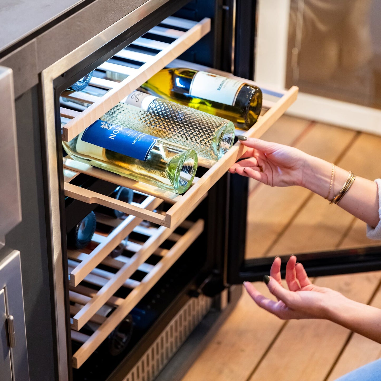 24″ 5.3 Cu. Outdoor Rated Dual Zone Wine Cooler