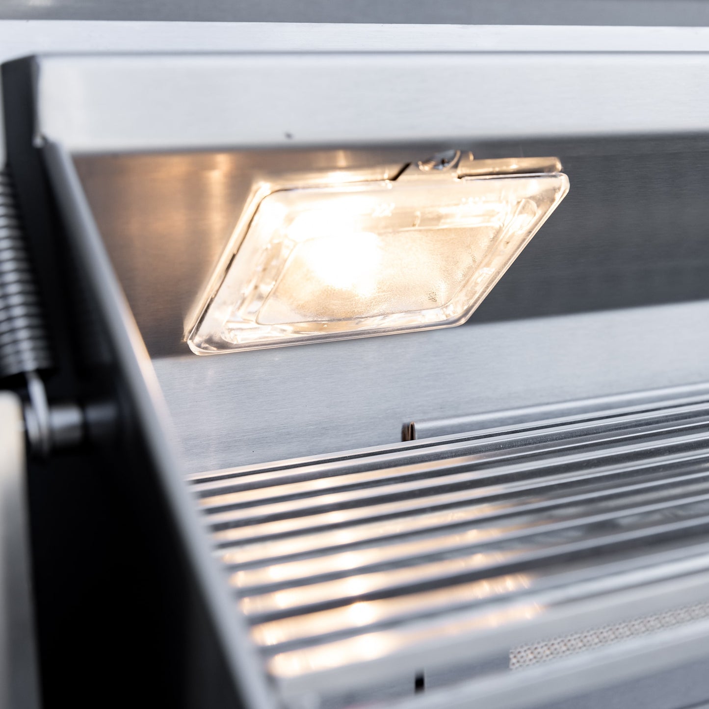 TRL Pro 40″ Built-in Grill