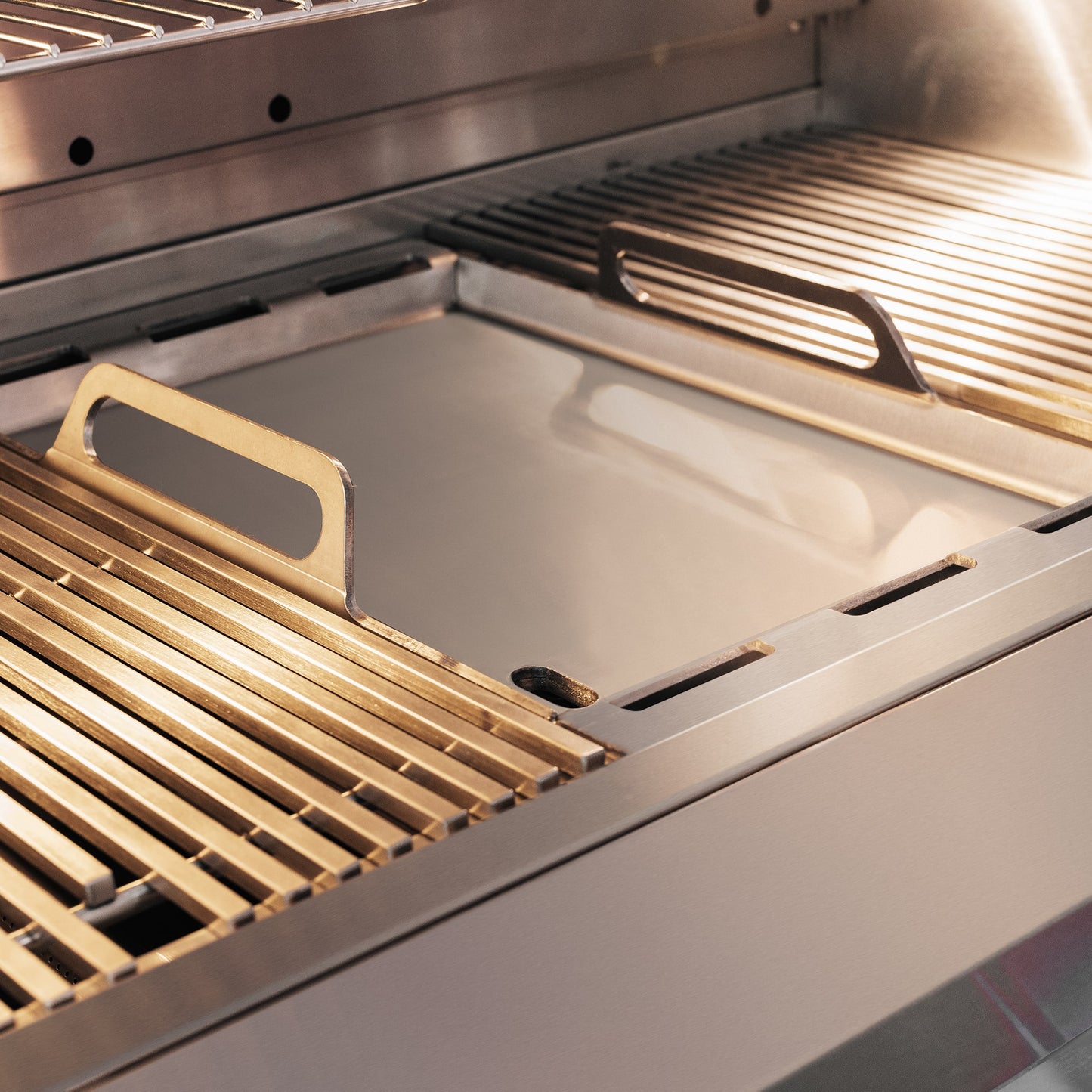 QUEST 36″ Built-In Grill