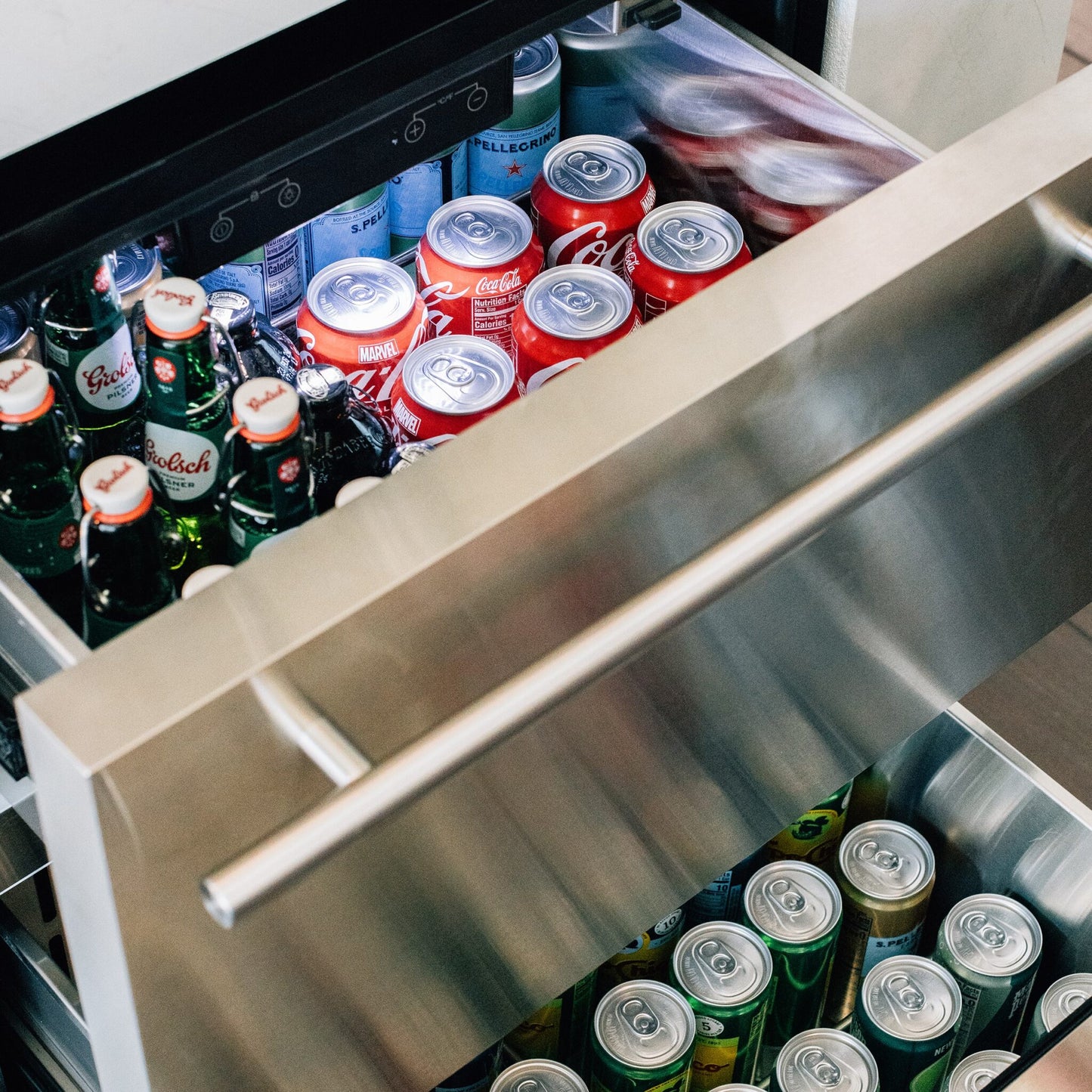 24″ 5 Cu. Deluxe Outdoor Rated 2-Drawer Refrigerator